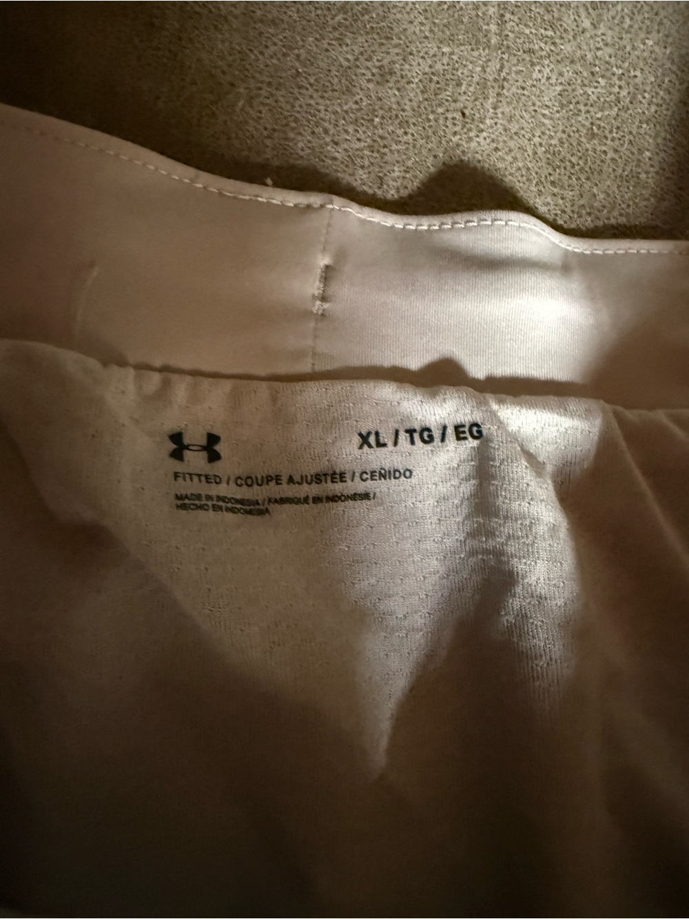 Under Armour White Performance Tee - XL